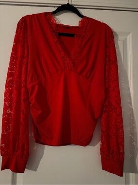 Red Lace-Sleeve Women's V-Neck Top XL